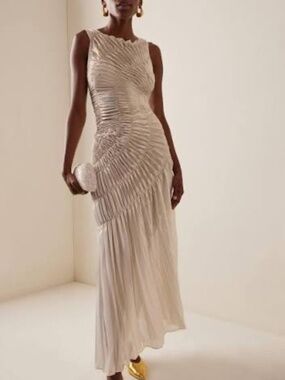 GEORGIA HARDINGE NWT WHITE DRESS - NEVER WORN